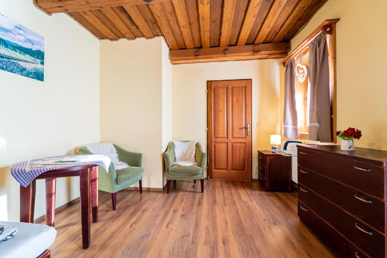 Ranc Pod Ostrou Skalou Guest House Stratena Bagian luar foto